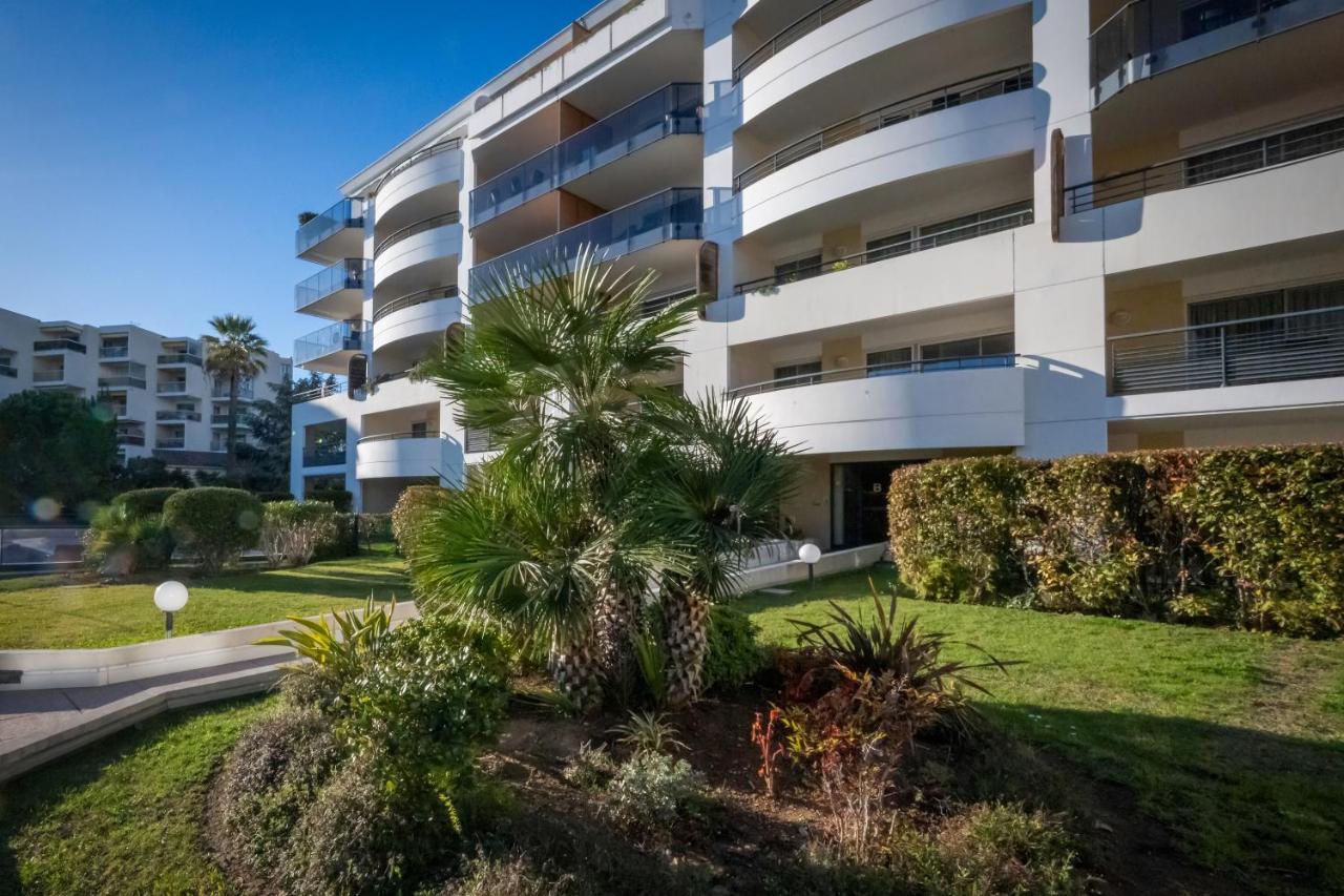 Nemea Appart Hotel Le Lido Cagnes Sur Mer Luaran gambar