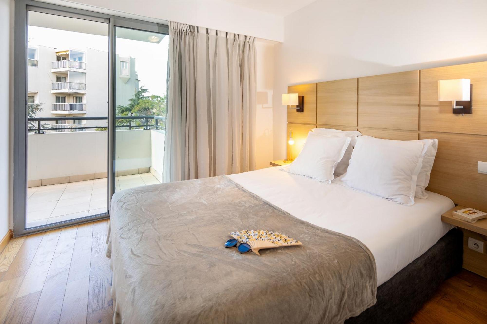 Nemea Appart Hotel Le Lido Cagnes Sur Mer Luaran gambar