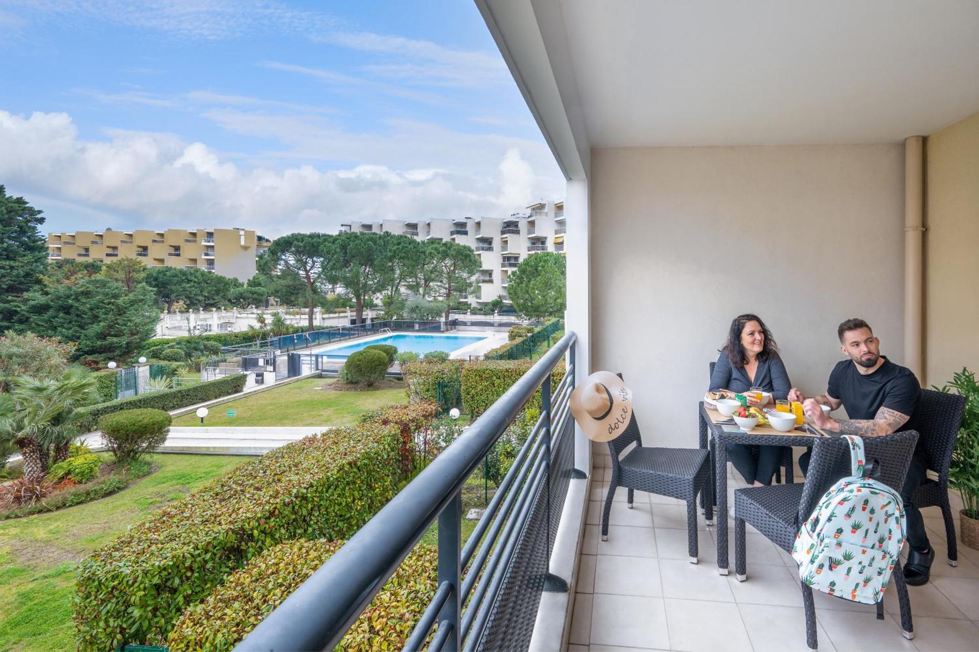 Nemea Appart Hotel Le Lido Cagnes Sur Mer Luaran gambar