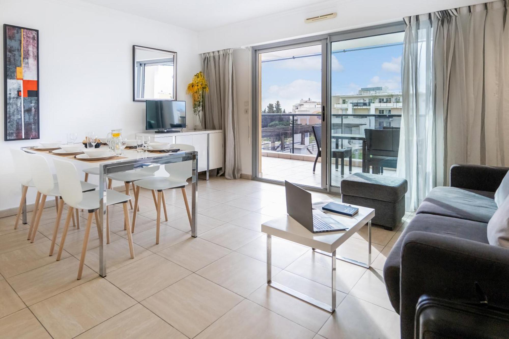 Nemea Appart Hotel Le Lido Cagnes Sur Mer Luaran gambar