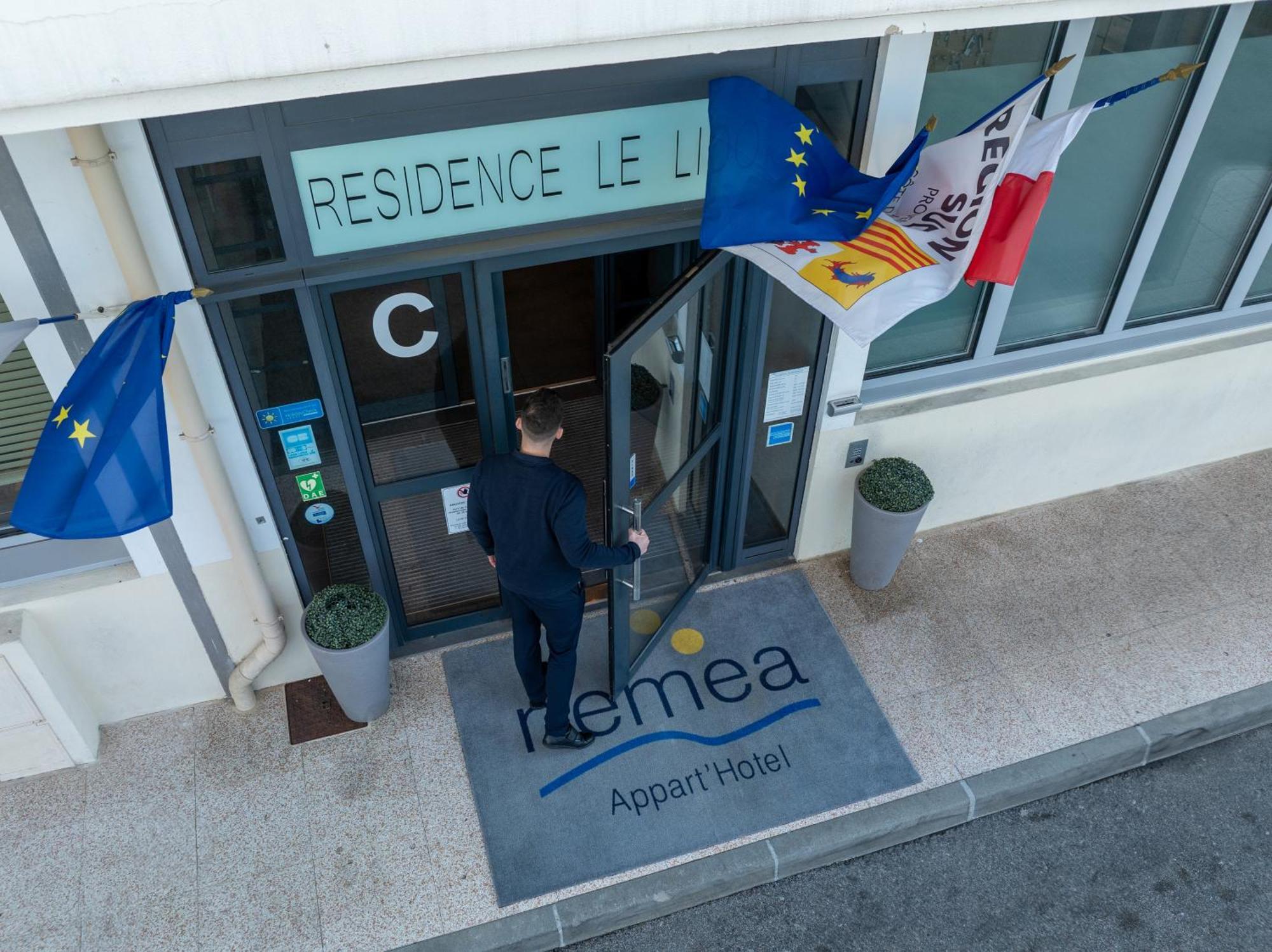 Nemea Appart Hotel Le Lido Cagnes Sur Mer Luaran gambar