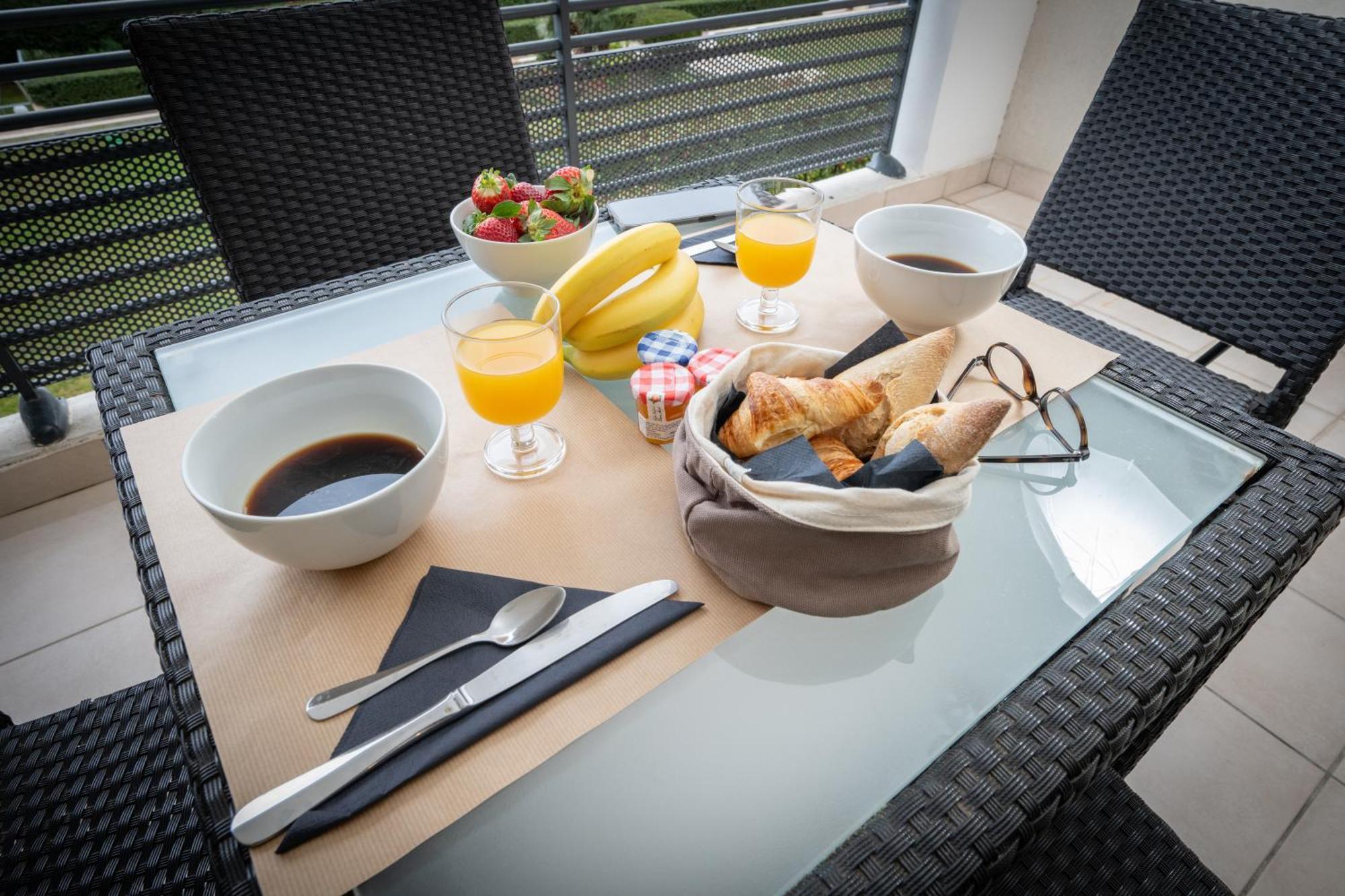 Nemea Appart Hotel Le Lido Cagnes Sur Mer Luaran gambar