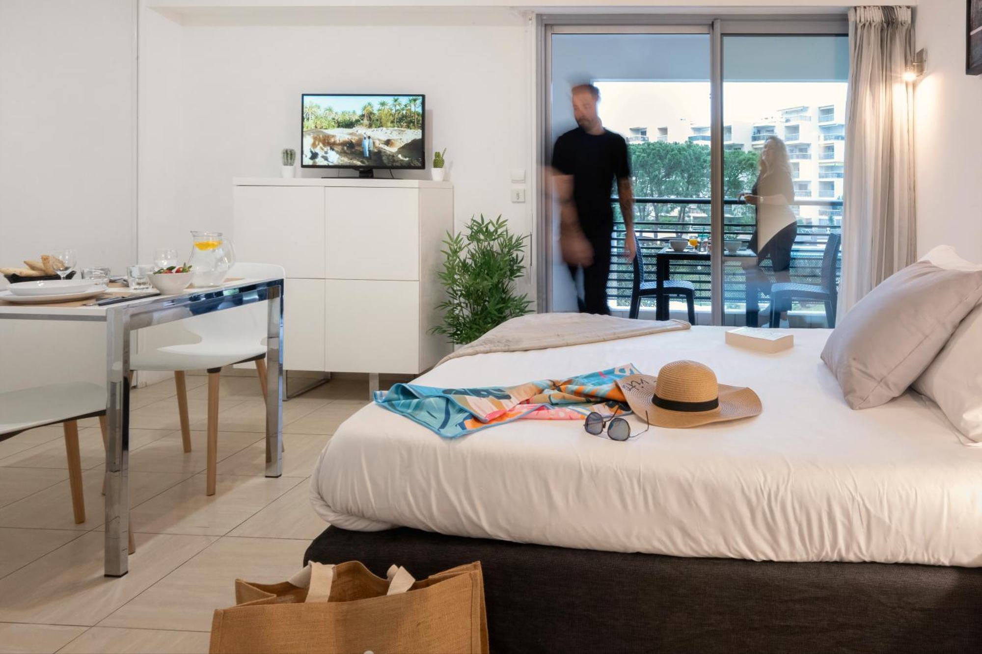 Nemea Appart Hotel Le Lido Cagnes Sur Mer Luaran gambar
