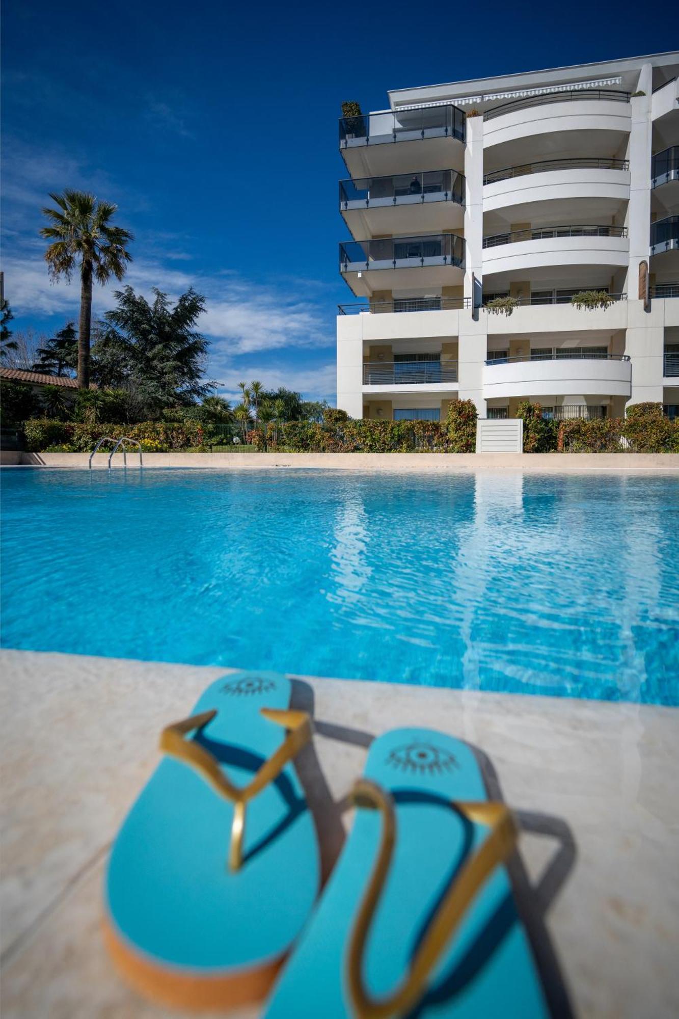 Nemea Appart Hotel Le Lido Cagnes Sur Mer Luaran gambar