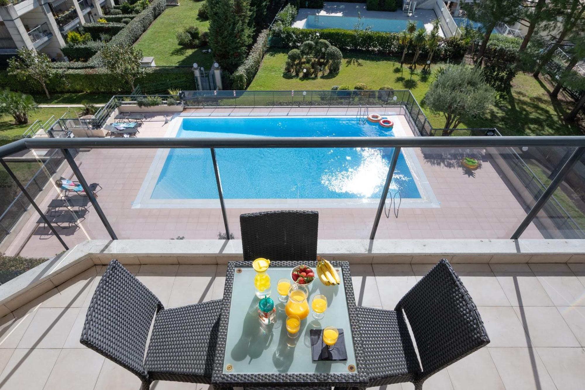 Nemea Appart Hotel Le Lido Cagnes Sur Mer Luaran gambar