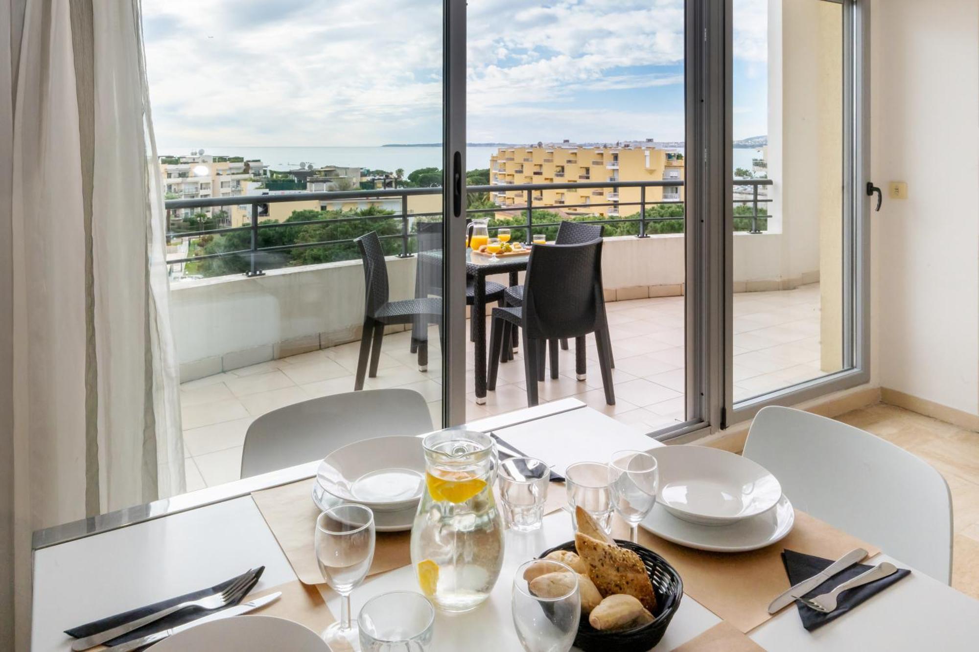 Nemea Appart Hotel Le Lido Cagnes Sur Mer Luaran gambar